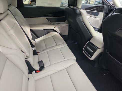 New 2026 Lincoln Nautilus Premier image 21