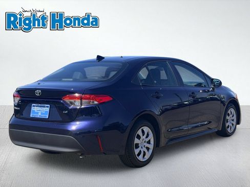 Used 2024 Toyota Corolla LE FWD image 7