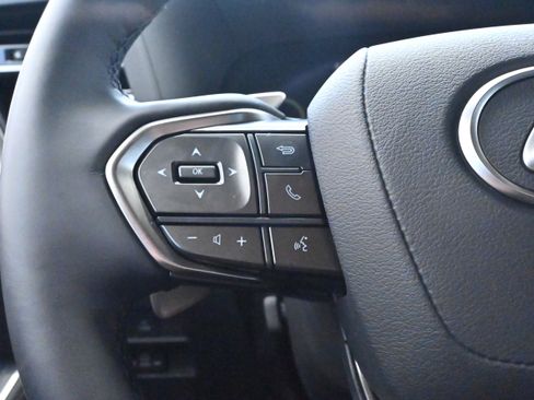 Used 2026 Lexus GX 550 w/ Accessory Package (2T) image 31