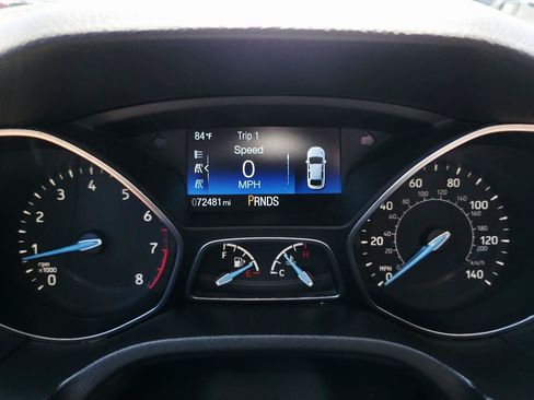 Used 2015 Ford Focus SE w/ Equipment Group 201A FWD image 23