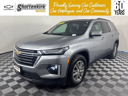 Used 2023 Chevrolet Traverse LT w/ Rear Camera Mirror Package
