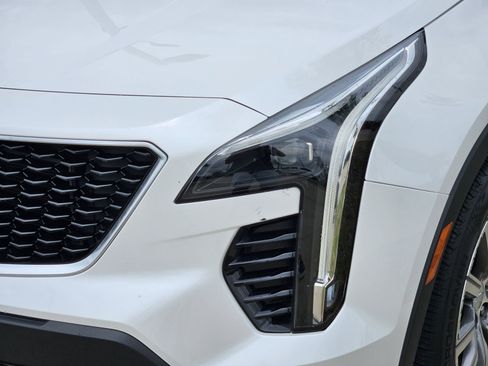 Used 2021 Cadillac XT4 Sport w/ Cold Weather Package FWD image 10