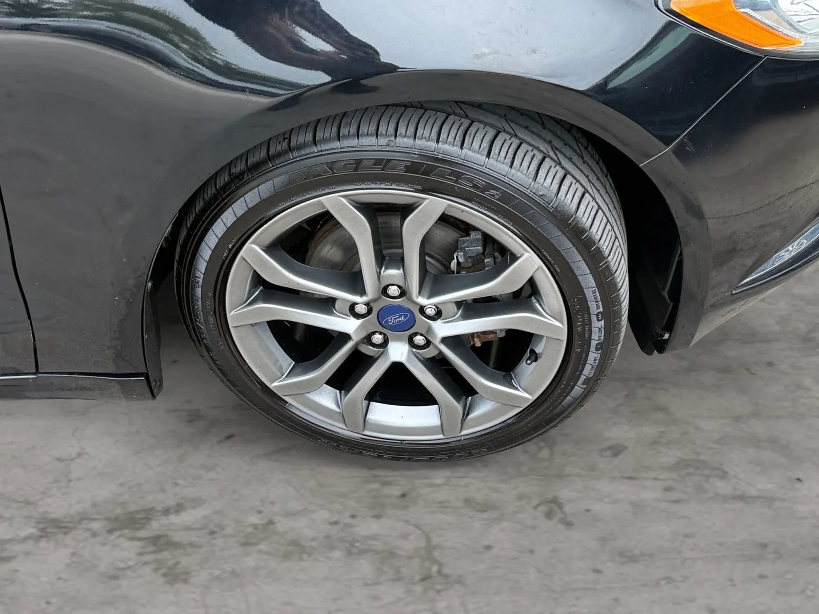 Used 2017 Ford Fusion SE w/ Equipment Group 601A FWD image 44