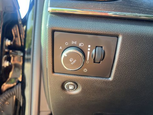 Used 2021 Jeep Grand Cherokee High Altitude AWD/4WD image 22