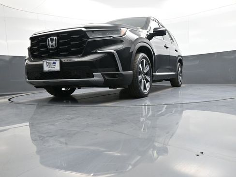 Certified 2024 Honda Pilot Touring image 28