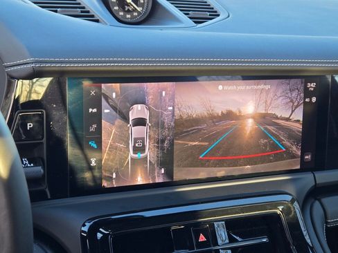 Used 2025 Porsche Panamera 4 image 25