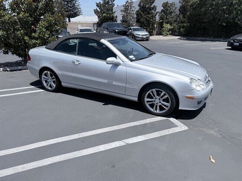 Used 2007 Mercedes-Benz CLK 350 Cabriolet image 20