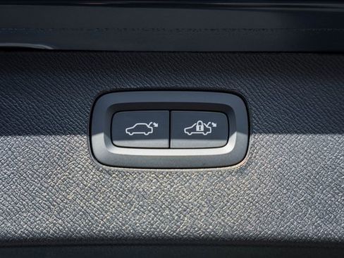 New 2026 Volvo XC90 B6 Plus w/ Protection Package image 11