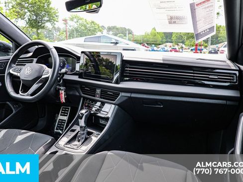 Used 2025 Volkswagen Jetta Sport FWD image 28