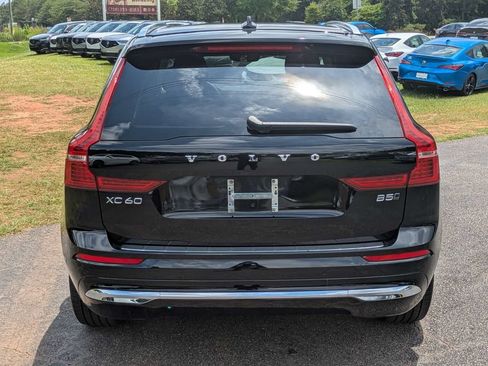Used 2023 Volvo XC60 B5 Plus w/ Climate Package AWD/4WD image 5