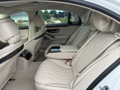 Used 2025 Mercedes-Benz S 63 AMG S image 17