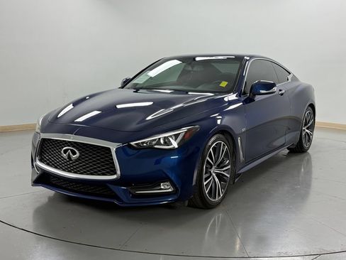Used 2017 INFINITI Q60 3.0t w/ Cargo Package RWD image 1