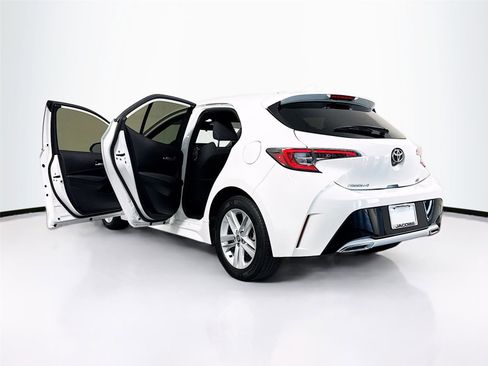Used 2022 Toyota Corolla SE FWD image 35