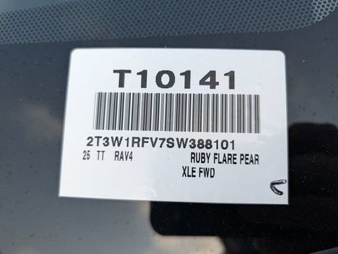 Certified 2025 Toyota RAV4 XLE w/ Convenience Package FWD image 37