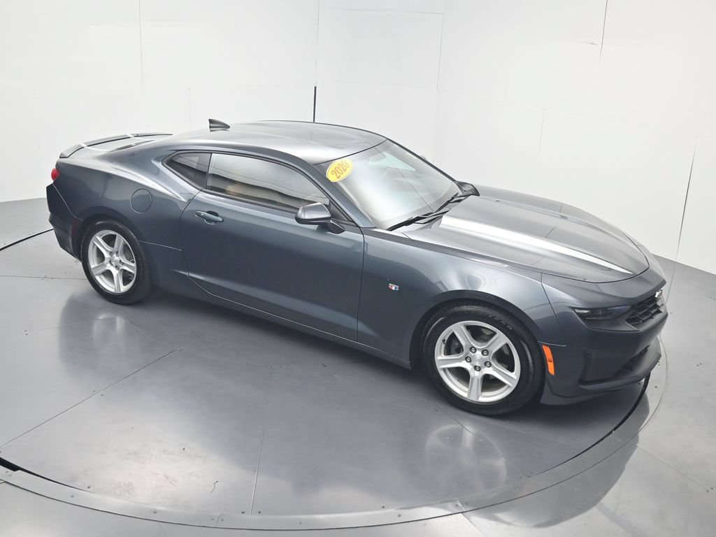 Used 2020 Chevrolet Camaro LT w/ Technology Package RWD image 49