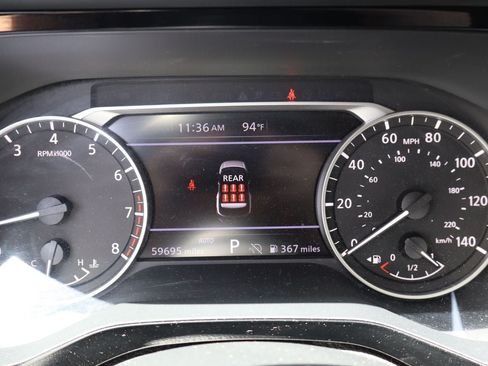 Used 2024 Nissan Pathfinder SV AWD/4WD image 10