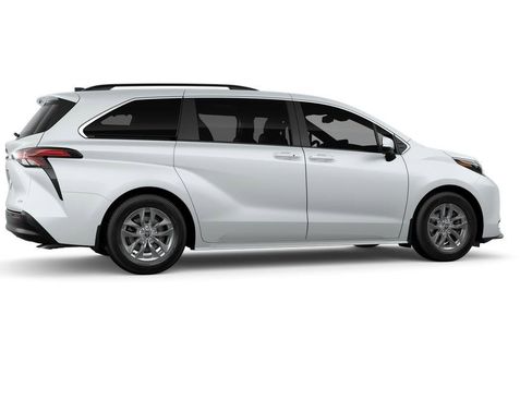 New 2026 Toyota Sienna XLE image 11
