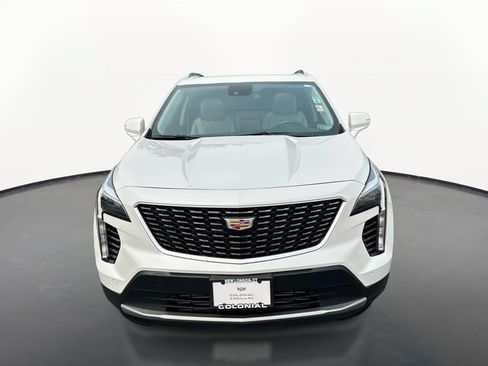 Certified 2023 Cadillac XT4 Premium Luxury AWD/4WD image 2