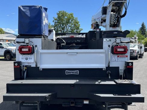 Used 2025 Ford F550 4x4 Crew Cab Super Duty image 6