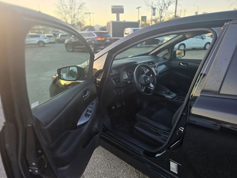 Used 2020 Nissan Leaf S w/ S Charge Package image 14