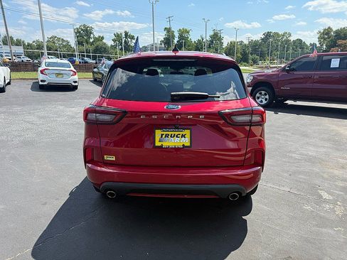 Used 2024 Ford Escape ST-Line FWD image 5