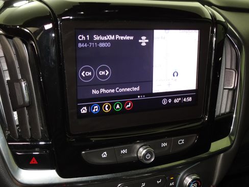 Used 2023 Chevrolet Traverse RS image 63