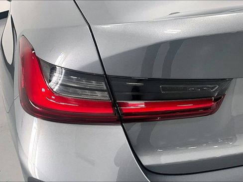 New 2025 BMW 330i Sedan RWD image 32