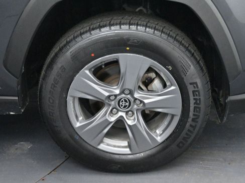 Used 2022 Toyota RAV4 XLE w/ Convenience Package image 36