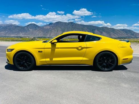 Certified 2017 Ford Mustang GT Premium w/ Black Accent Package RWD image 2