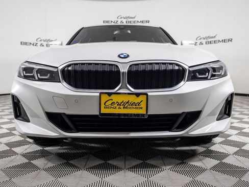 Used 2023 BMW 330i Sedan w/ Premium Package RWD image 5