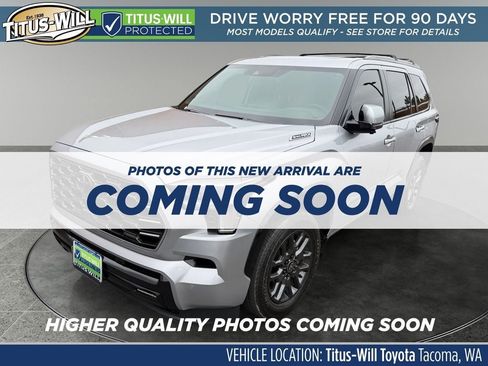 Used 2025 Toyota Sequoia Platinum AWD/4WD image 2