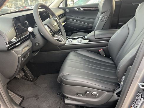 New 2025 Genesis GV80 2.5T image 5
