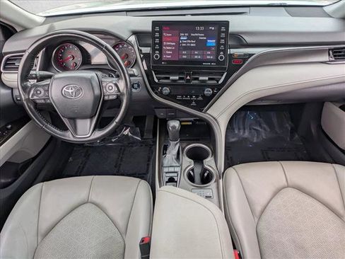 Used 2022 Toyota Camry XSE image 16