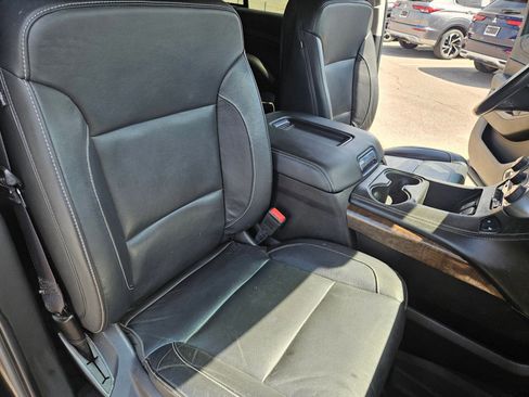 Used 2020 Chevrolet Tahoe LT w/ Z71 Midnight Edition AWD/4WD image 30