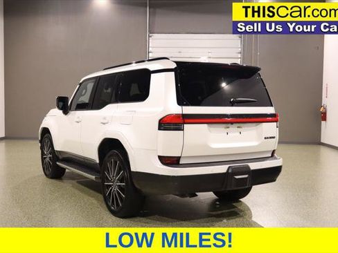Used 2024 Lexus GX 550 w/ Accessory Package (2T) AWD/4WD image 6