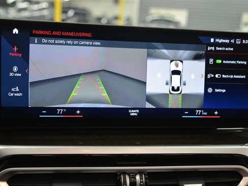 Used 2023 BMW i4 eDrive40 w/ Premium Package image 31