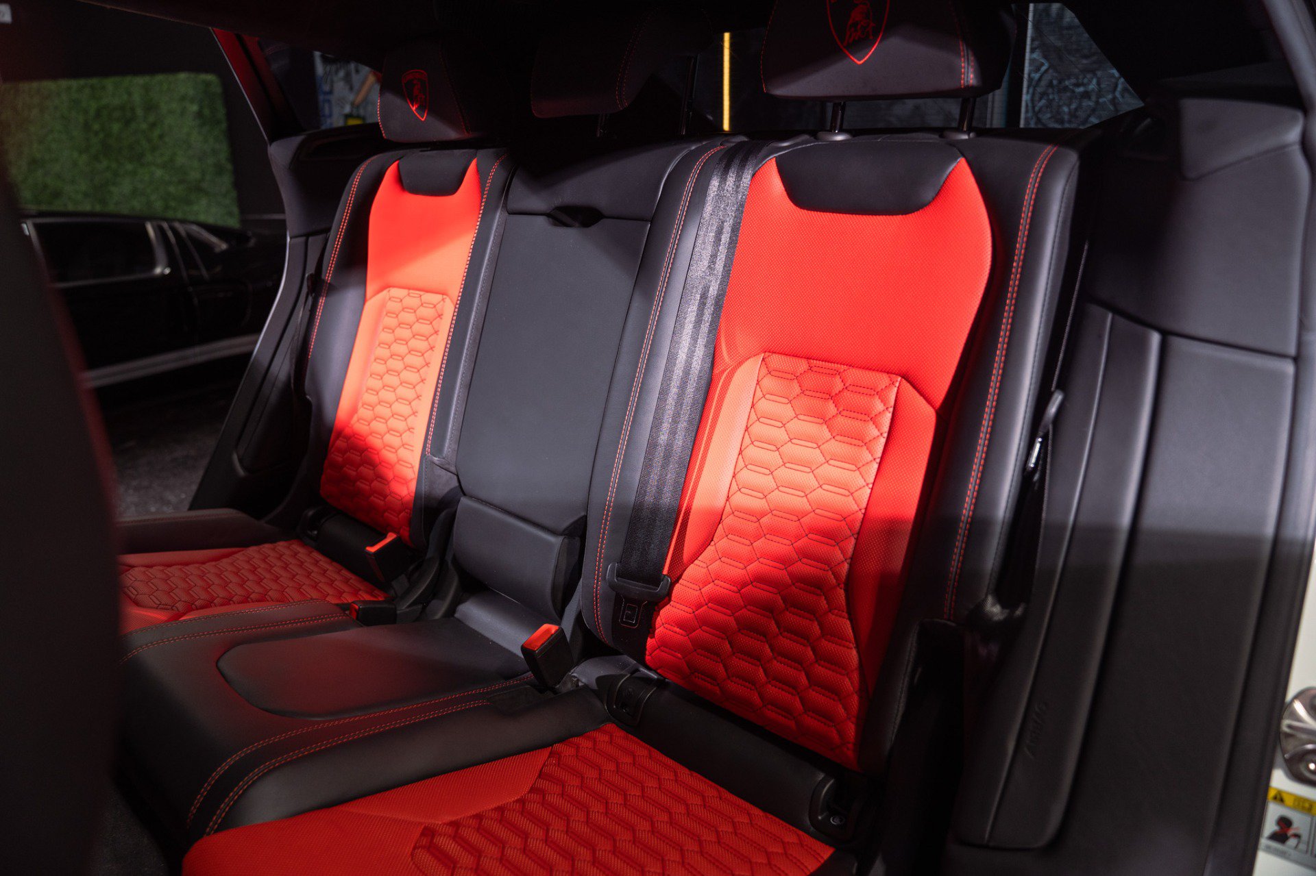 Used 2022 Lamborghini Urus AWD/4WD image 51