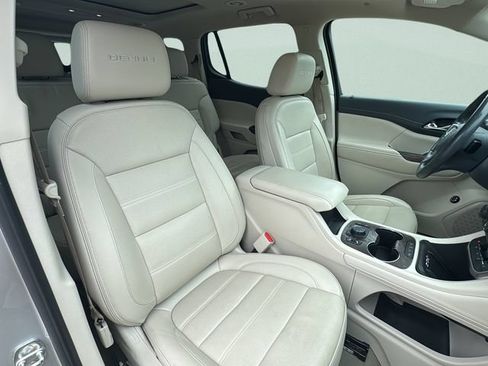 Used 2020 GMC Acadia Denali w/ Denali Ultimate Package AWD/4WD image 26