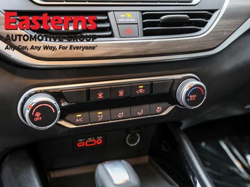 Used 2024 Nissan Altima 2.5 SV image 20