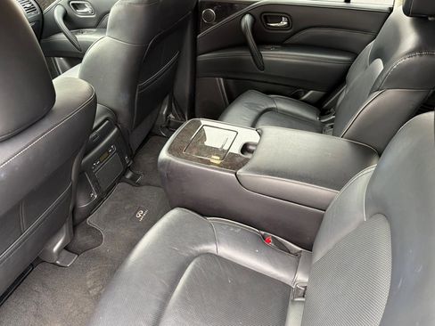Used 2024 INFINITI QX80 Luxe image 7