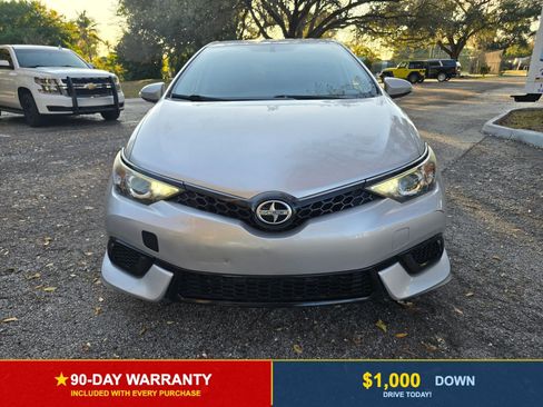 Used 2016 Scion iM image 2
