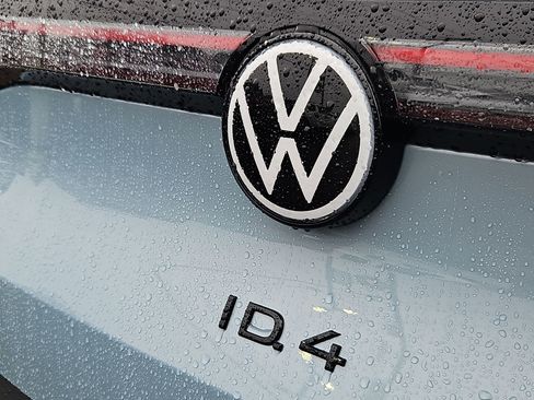 New 2026 Volkswagen ID.4 Pro S image 28