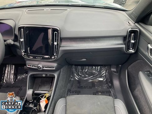 Used 2023 Volvo XC40 Recharge Plus AWD/4WD image 56