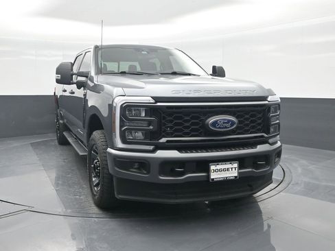 Certified 2024 Ford F250 XL w/ STX Appearance Package image 8