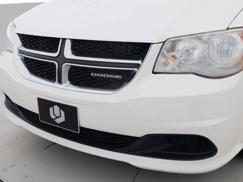 Used 2011 Dodge Grand Caravan Express FWD image 16