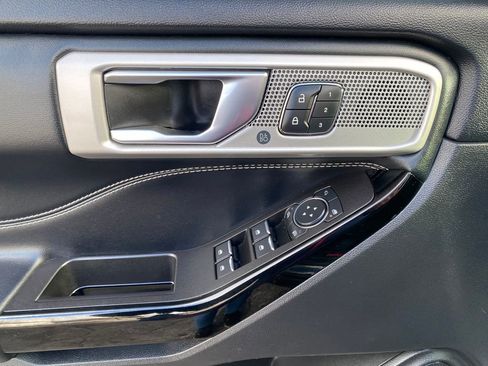 Used 2022 Ford Explorer ST w/ ST Street Pack image 16