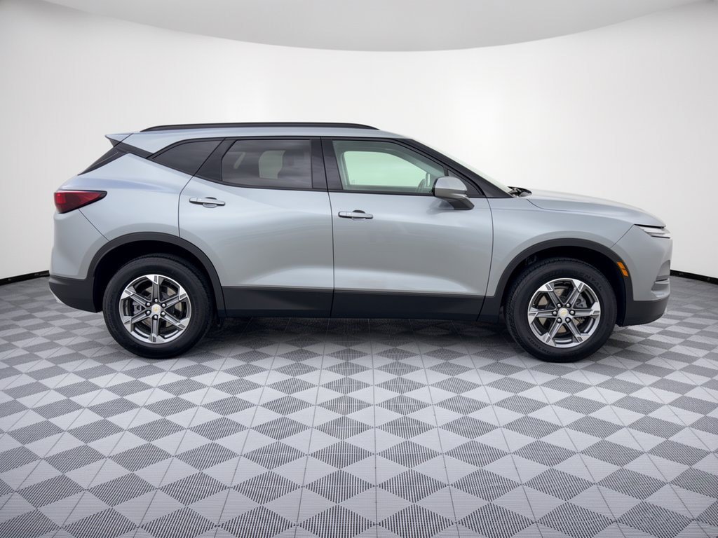 Certified 2024 Chevrolet Blazer LT w/ Convenience Package FWD image 8