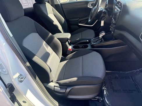 Used 2024 Kia Soul LX w/ Option Group 015 image 23