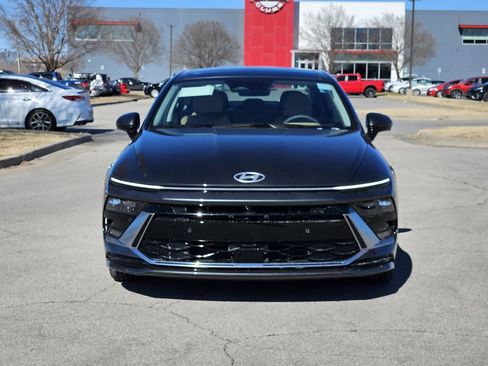 New 2026 Hyundai Sonata Limited image 2