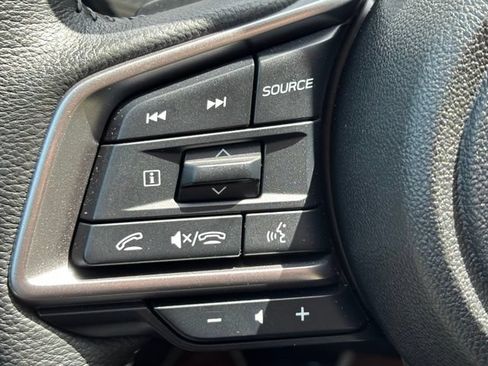Used 2023 Subaru Outback Premium AWD/4WD image 10
